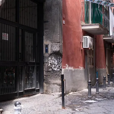 Casa Amato_2_regina Giovanna * Neapol